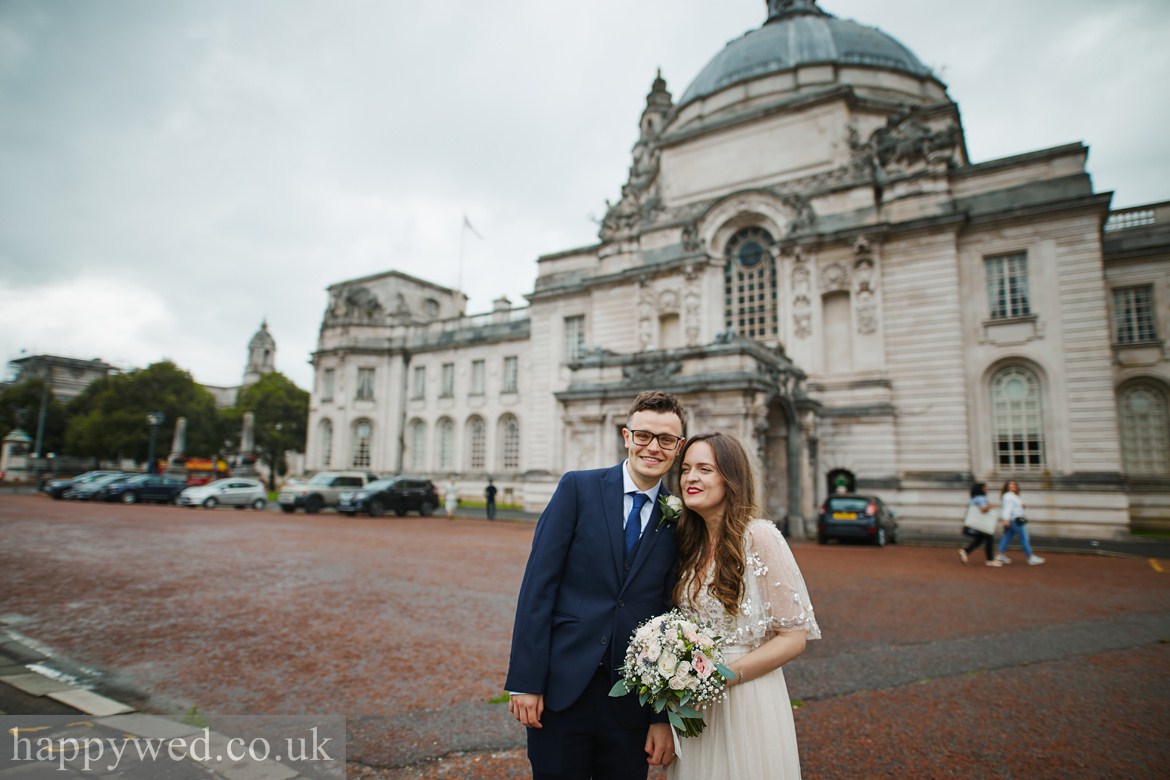 wedding photography Cardiff city hall