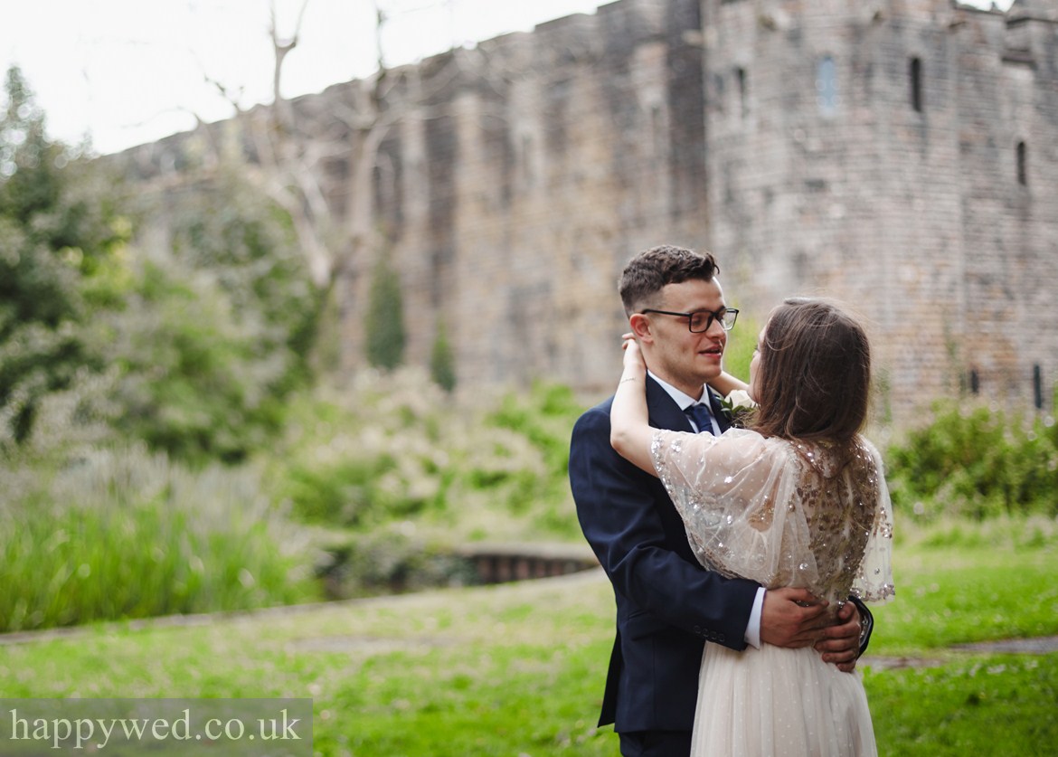 wedding photography Cardiff Bute park and Castle