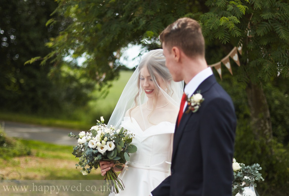 Wedding photographer Cotswolds in Gloucestershire