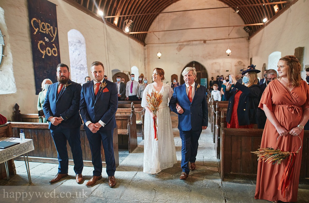 St Ilan Church Eglwysilan wedding photos