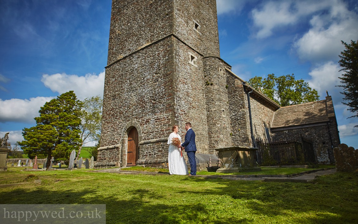 wedding photography at St Ilan Church Eglwysilan