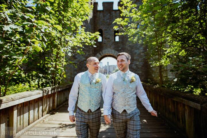 photos by the city hall cardiff and Cardiff Castle