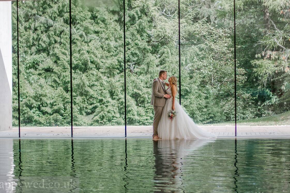 Cowley Manor spa suite