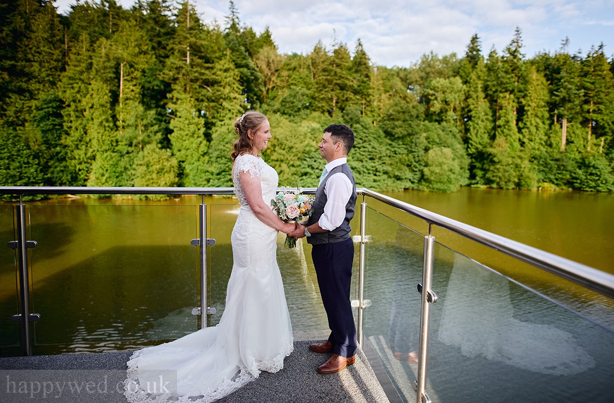 Canada lodge and lake Cardiff