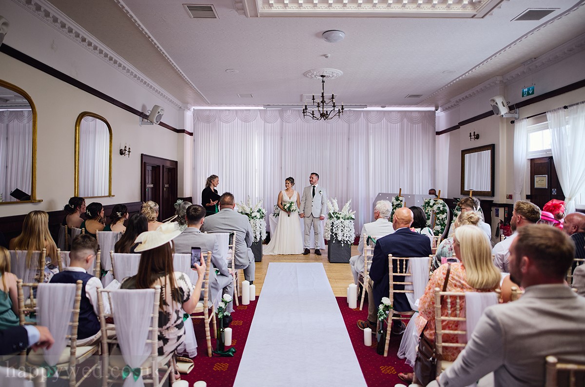 wedding day Three salmons hotel