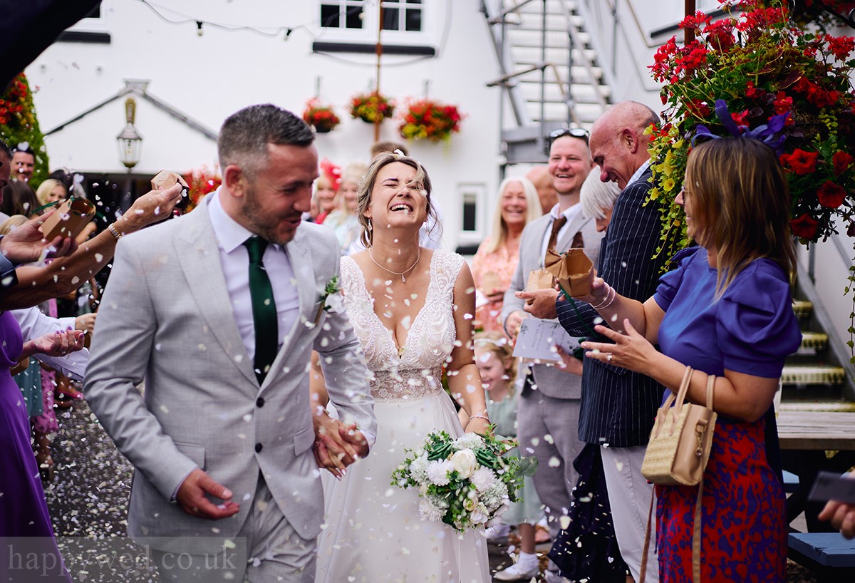 wedding day Three salmons hotel