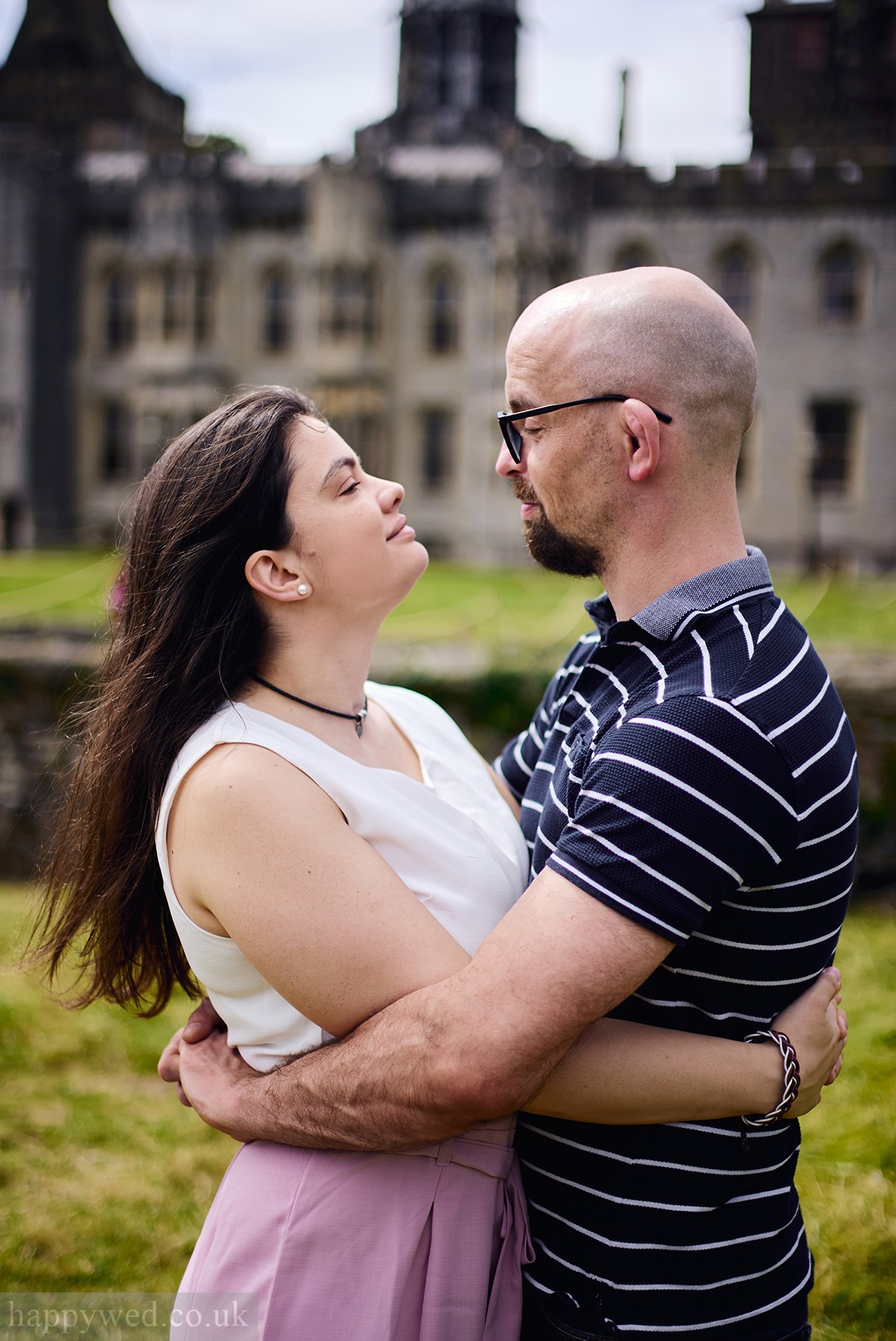 Cardiff castle and Bute Park pre-wedding photography