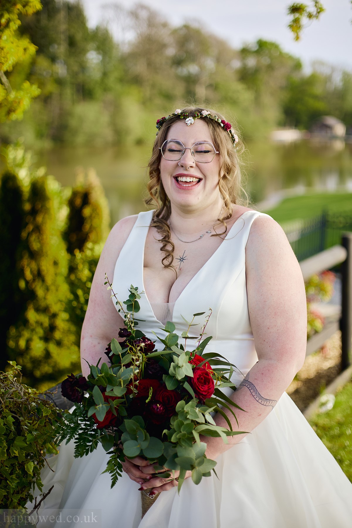 Canada lodge and lake bride portrait