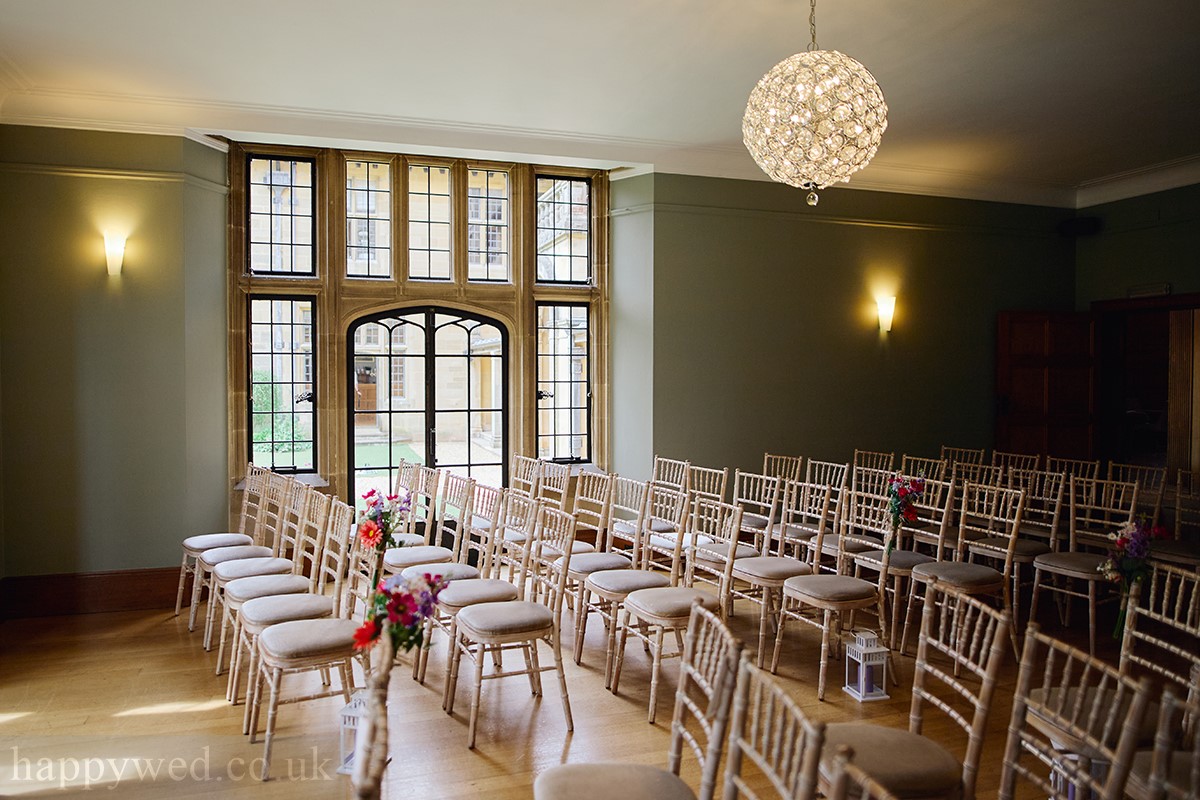 Coombe lodge ceremony set up
