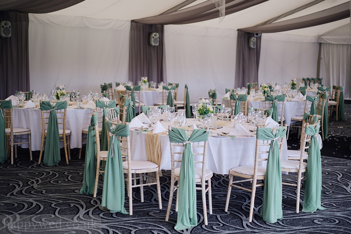 Bryn Meadows wedding breakfast setup