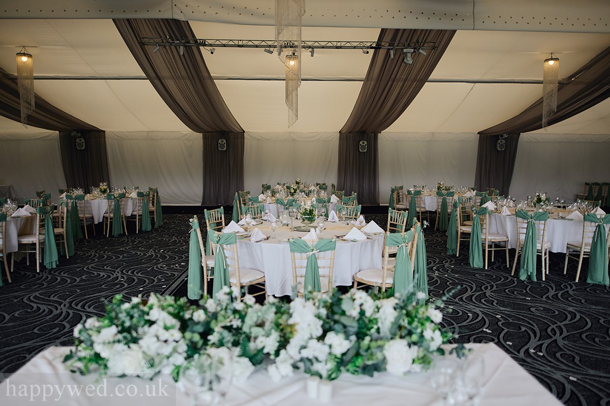 Bryn Meadows wedding breakfast setup