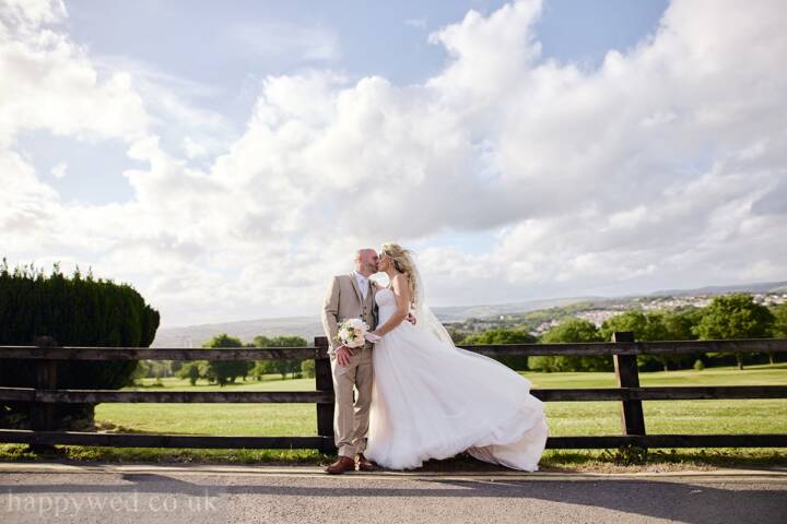 Bryn Meadows golf club wedding photographer