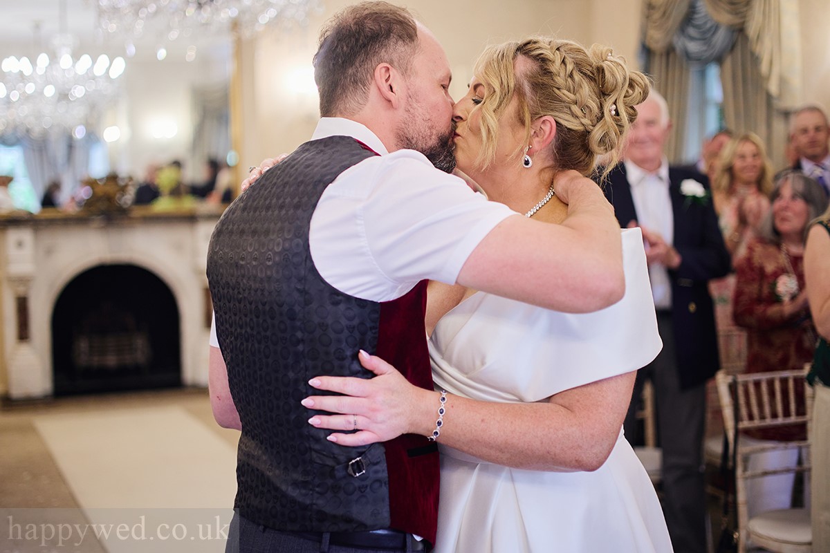 local wedding photographer De Courceys