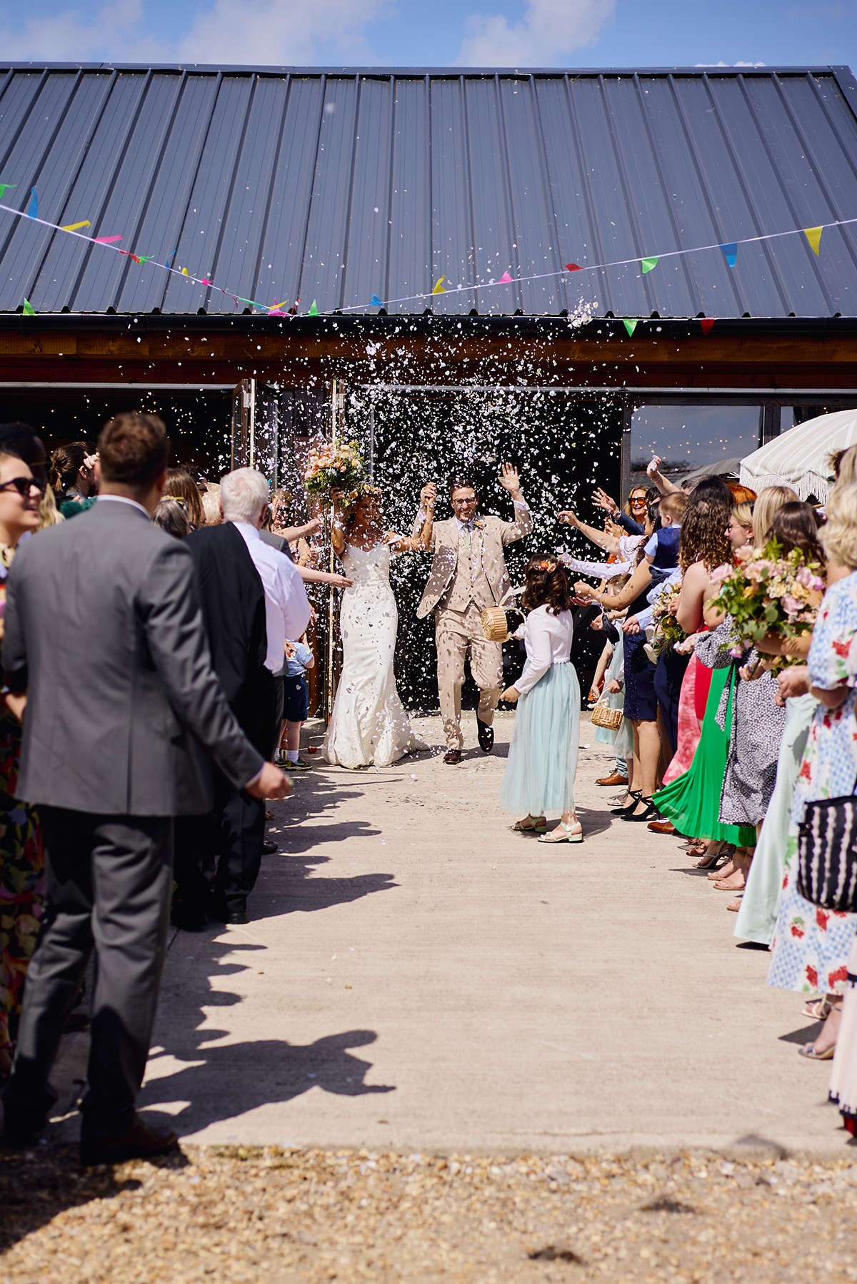 Rosedew farm confetti photos