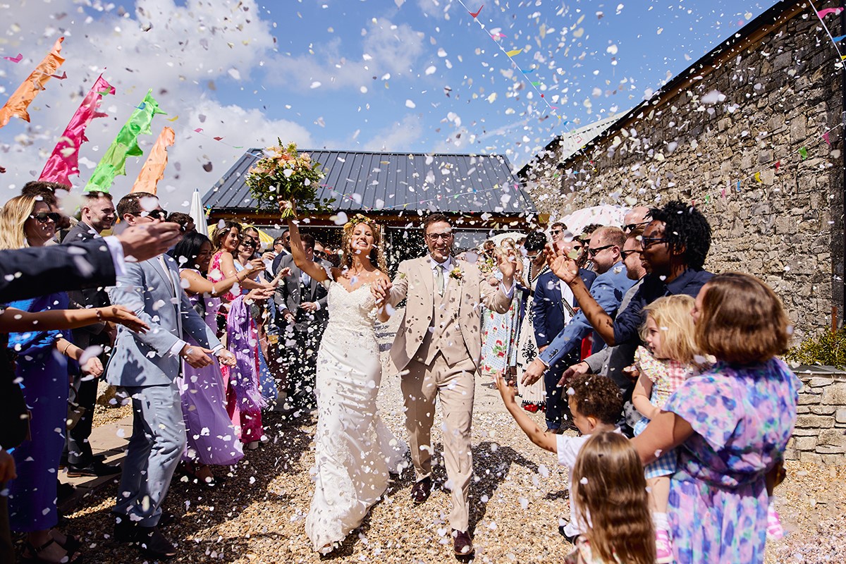 Rosedew farm confetti photos