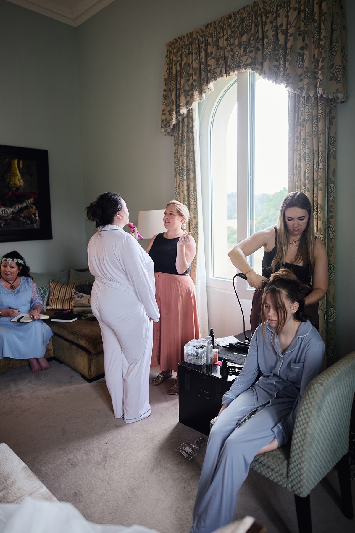 Bowood hotel bridal preparations photos