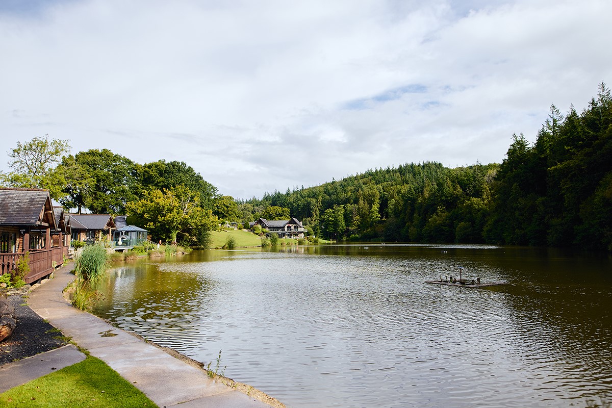 Canada Lodge and Lake venue in Cardiff