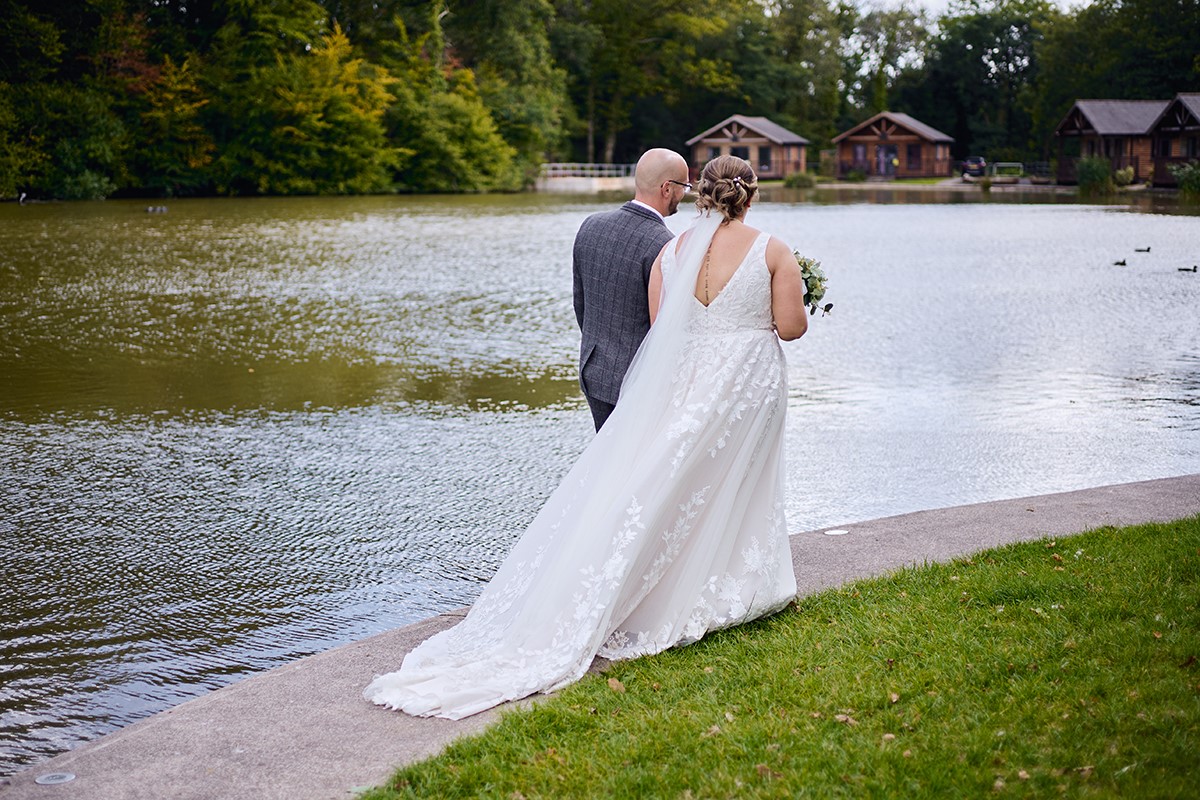 Canada lodge and lake wedding photographer