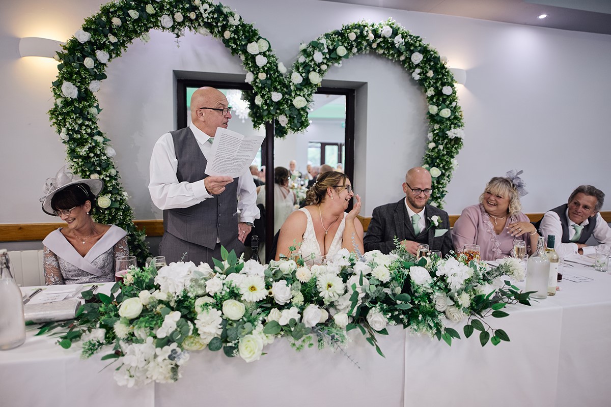 Canada lodge and lake speeches photos