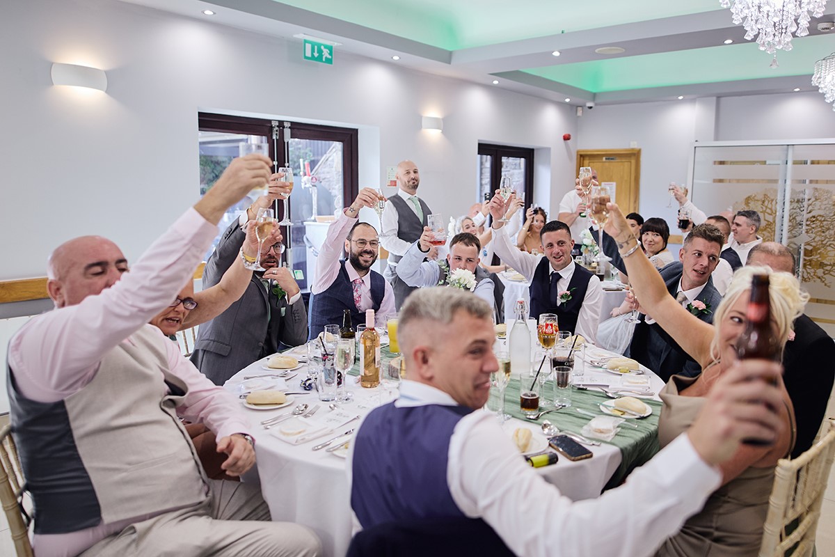 Canada lodge and lake speeches photos