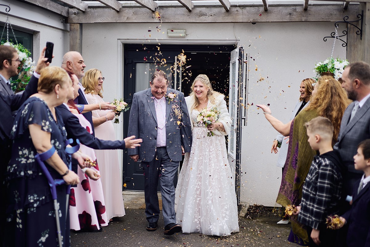 photographer who already knows the White horse view wedding venue in Westbury
