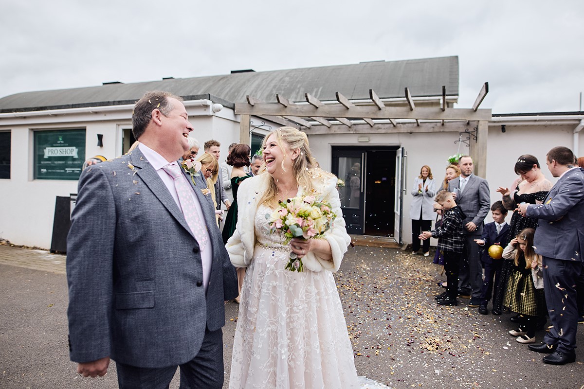 photographer who already knows the White horse view wedding venue in Westbury