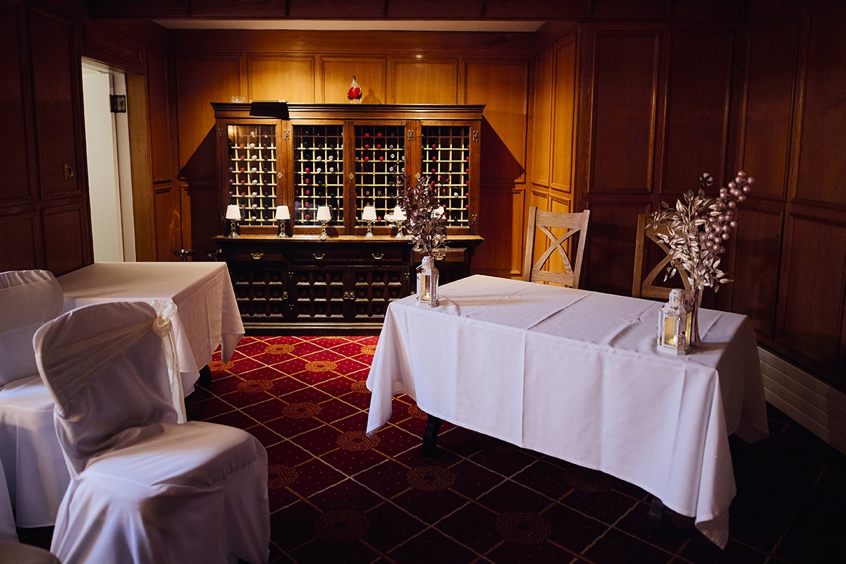 The Glen Yr Afon House Hotel christmas wedding