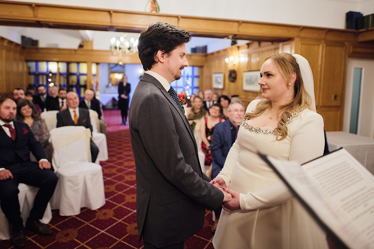 The Glen Yr Afon House Hotel ceremony photos