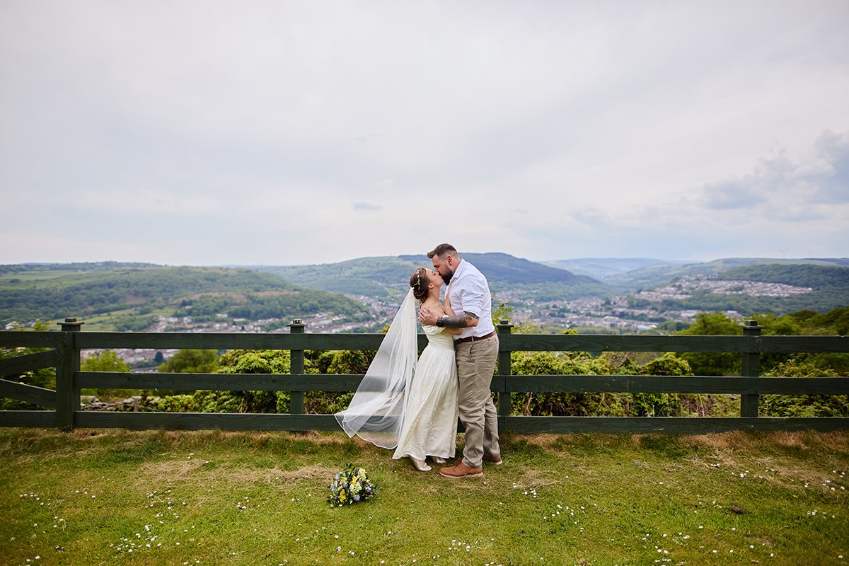 Pontypridd golf club wedding photographer